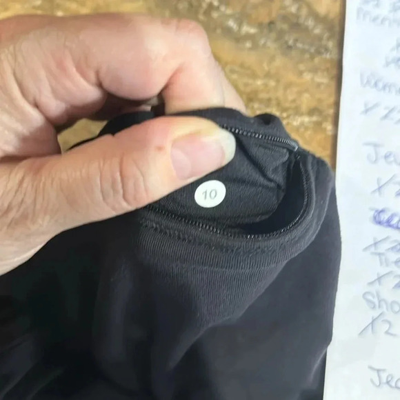 Lululemon long sleeve - Picture 5 of 5